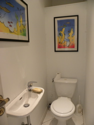 guest toilet